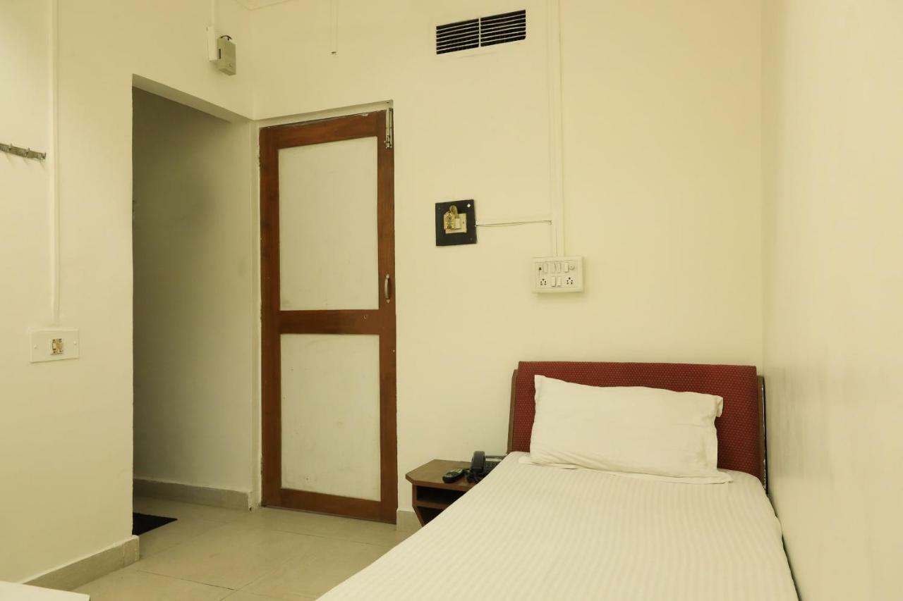Hotel Spot On 39820 Shree Vaibhav Saver Nagpur Exterior foto